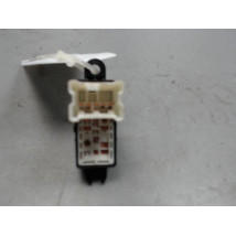 COMMANDE LEVE-GLACE PORTE AVD NISSAN MICRA
