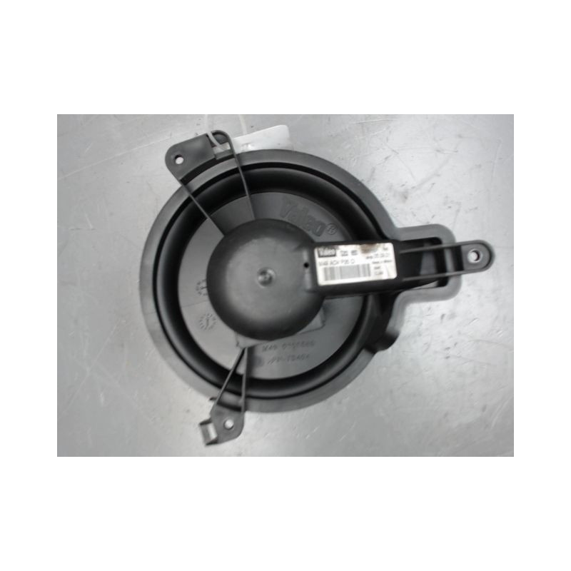MOTEUR VENTILATEUR CHAUFFAGE CITROEN BERLINGO BREAK -2002
