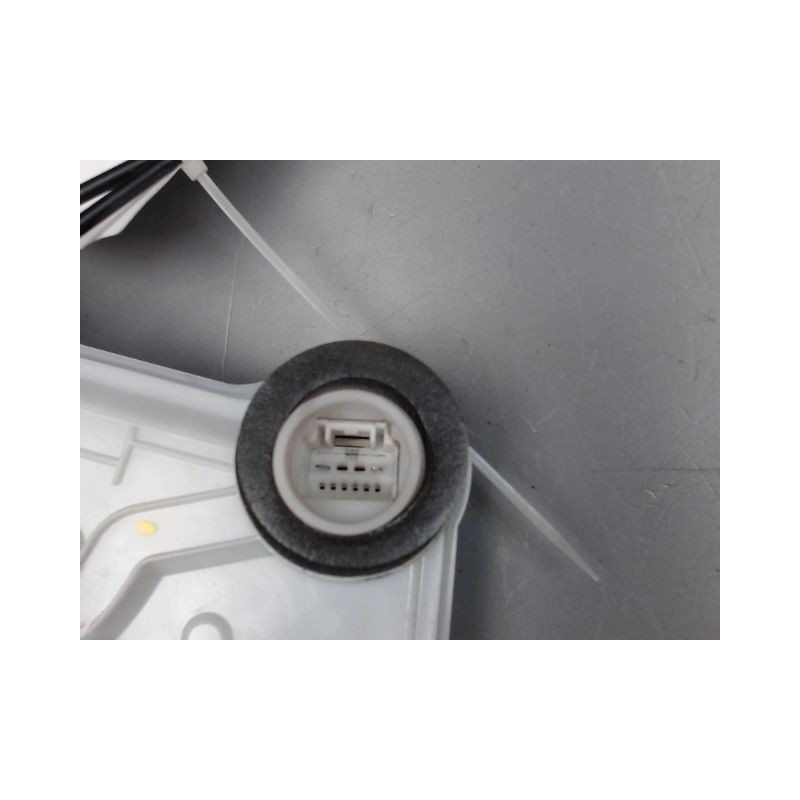 SYSTEME CONDAMNATION AVANT DROIT TOYOTA AYGO 5P