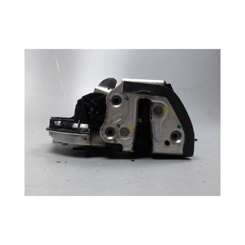 SYSTEME CONDAMNATION ARRIERE GAUCHE TOYOTA AYGO 5P