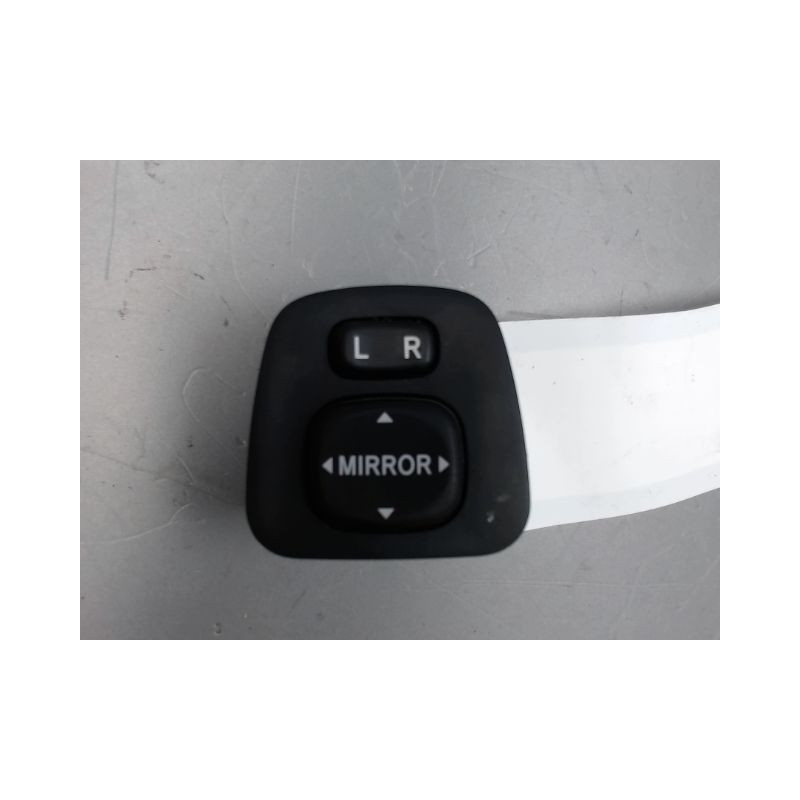 COMMANDE RETROVISSEUR EXTERIEUR ELECTRIQUE TOYOTA AYGO 5P