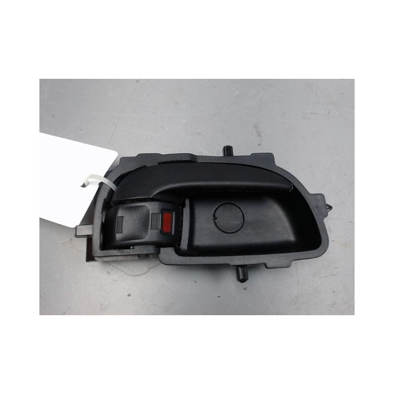 POIGNEE INTERIEURE PORTE AVANT DROIT TOYOTA AYGO 5P