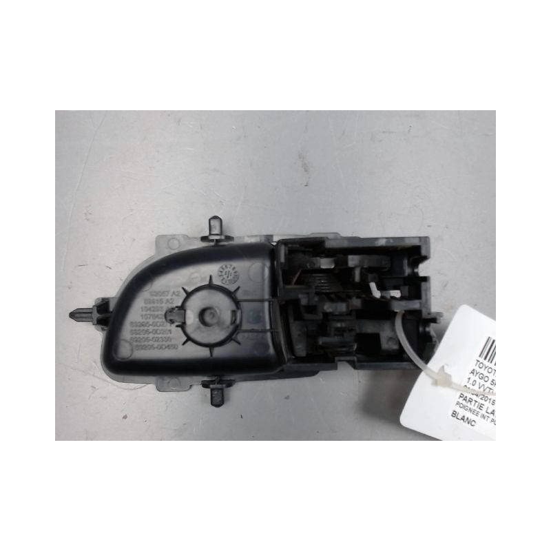 POIGNEE INTERIEURE PORTE ARRIERE DROIT TOYOTA AYGO 5P