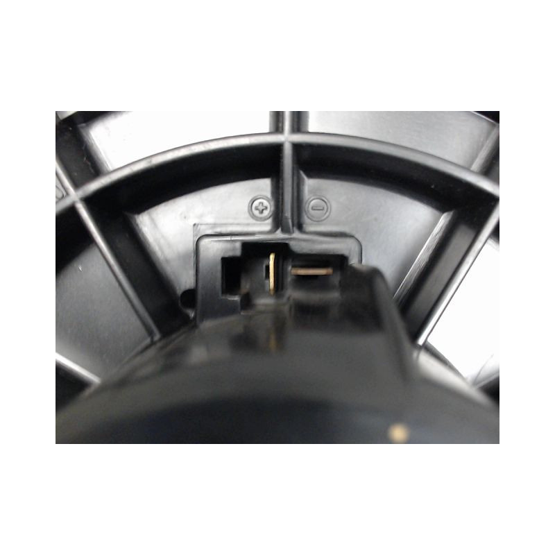 MOTEUR VENTILATEUR CHAUFFAGE MAZDA 323