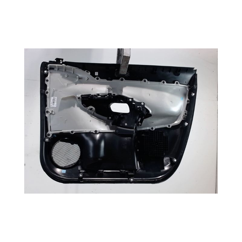 GARNITURE PORTE AVANT GAUCHE TOYOTA YARIS CRO