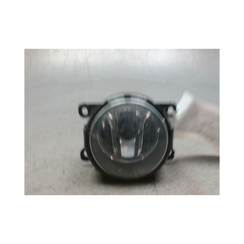 PHARE ANTIBROUILLARD AVANT DROIT RENAULT SCENIC II PH1 02-06