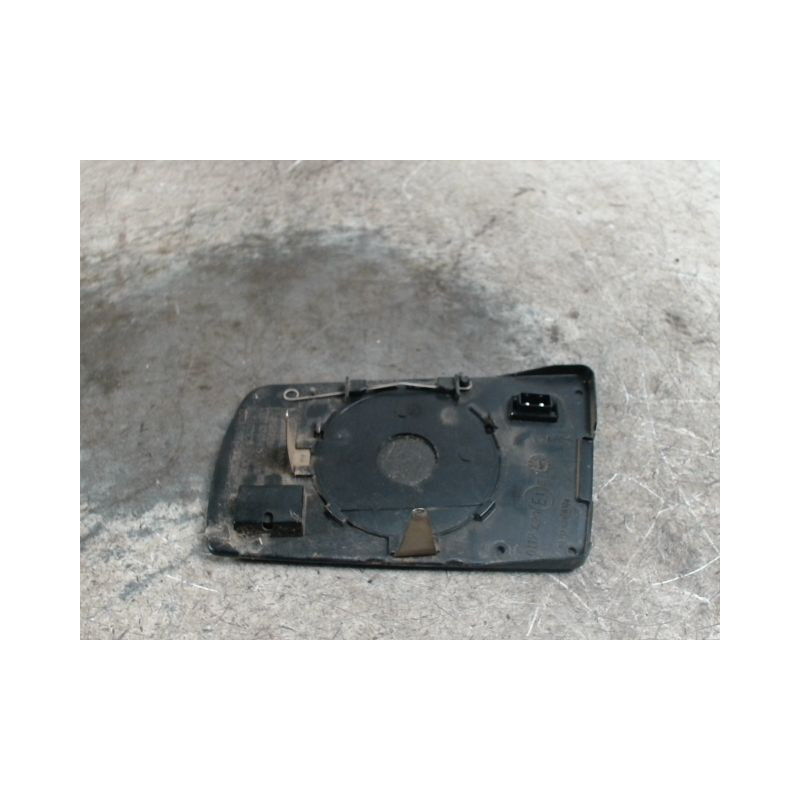 GLACE RETROVISEUR EXT D MERCEDES E300