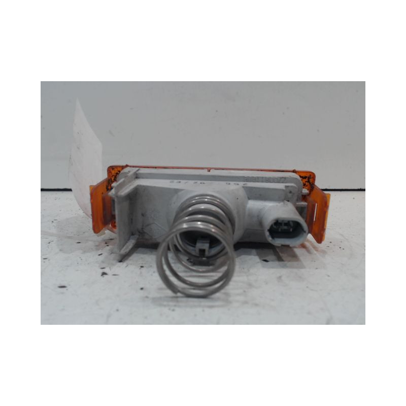 CLIGNOTANT DROIT RENAULT EXPRESS