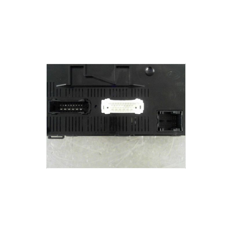 BOITIER GESTION HABITACLE RENAULT CLIO II CAMPUS 06-09