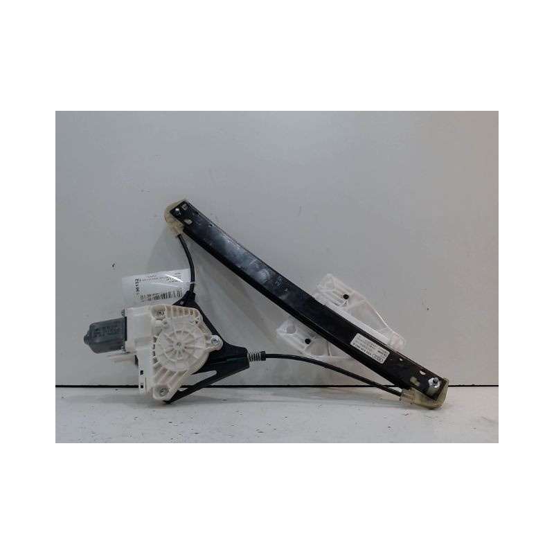 MECANISME+MOTEUR LEVE-GLACE ARRIERE DROIT AUDI A1