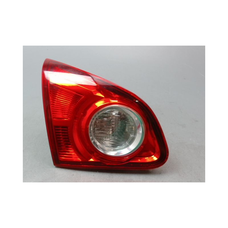 FEU ARRIERE INTERIEUR GAUCHE NISSAN QASHQAI BREAK I Phase 1 2007-2010