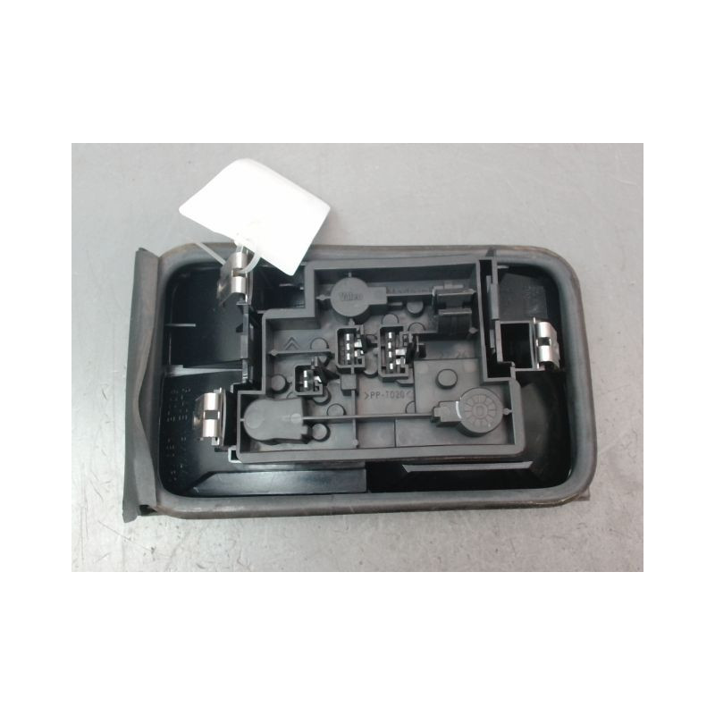 FEU ARRIERE INTERIEUR DROIT CITROEN XANTIA Phase 1 1993-1998