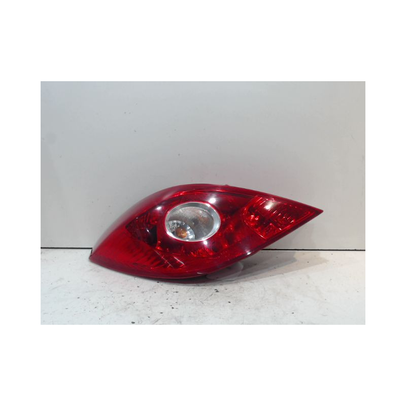 FEU ARRIERE GAUCHE  OPEL CORSA