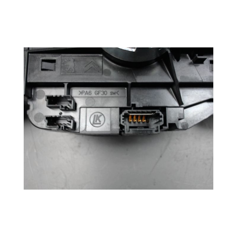 BLOC COMMODOS CITROEN C3 2009-