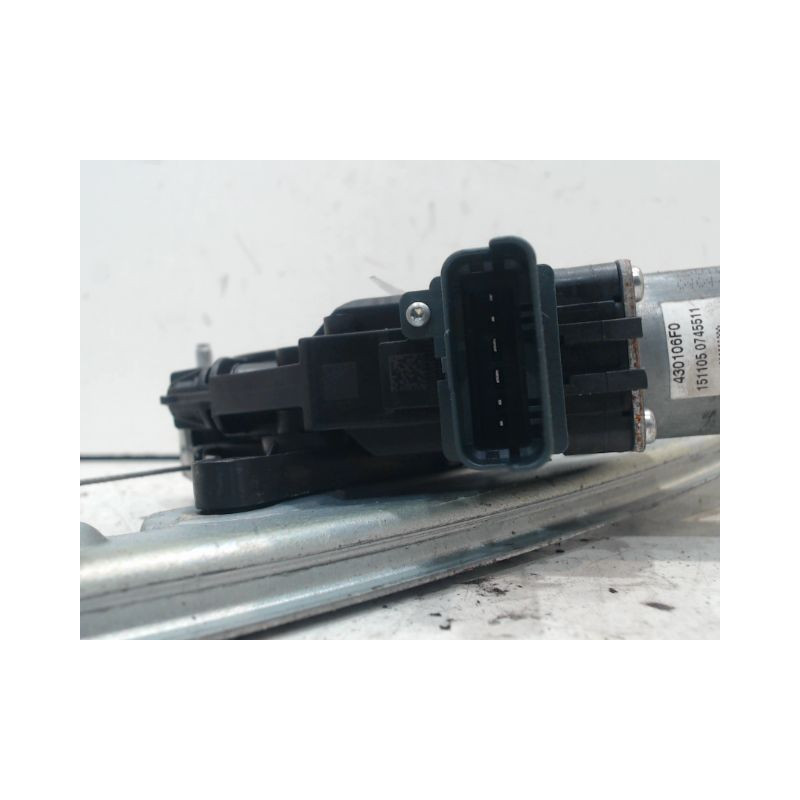 MECANISME+MOTEUR LEVE-GLACE ARRIERE DROIT RENAULT MEGANE
