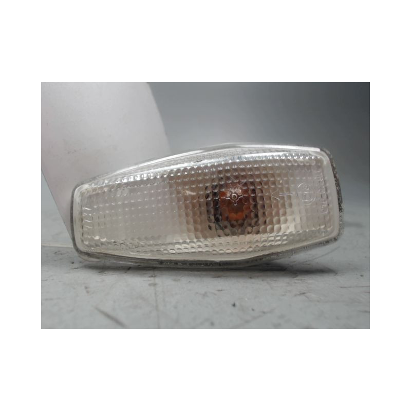 REPETITEUR AILE DROIT HYUNDAI TUCSON