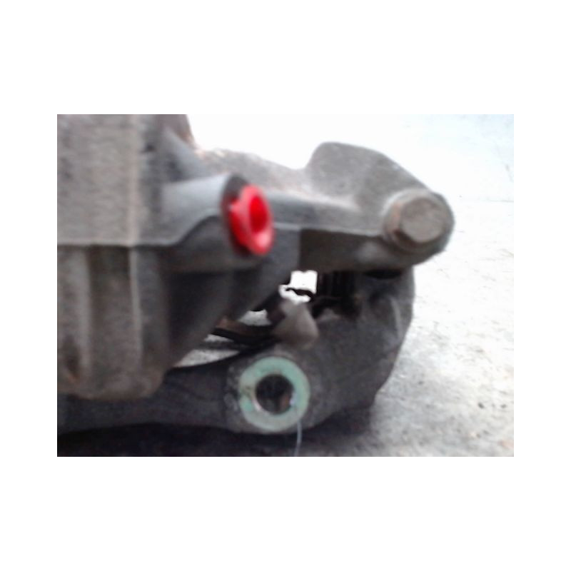 ETRIER DE FREIN AVANT DROIT PEUGEOT 206 ESSENCE