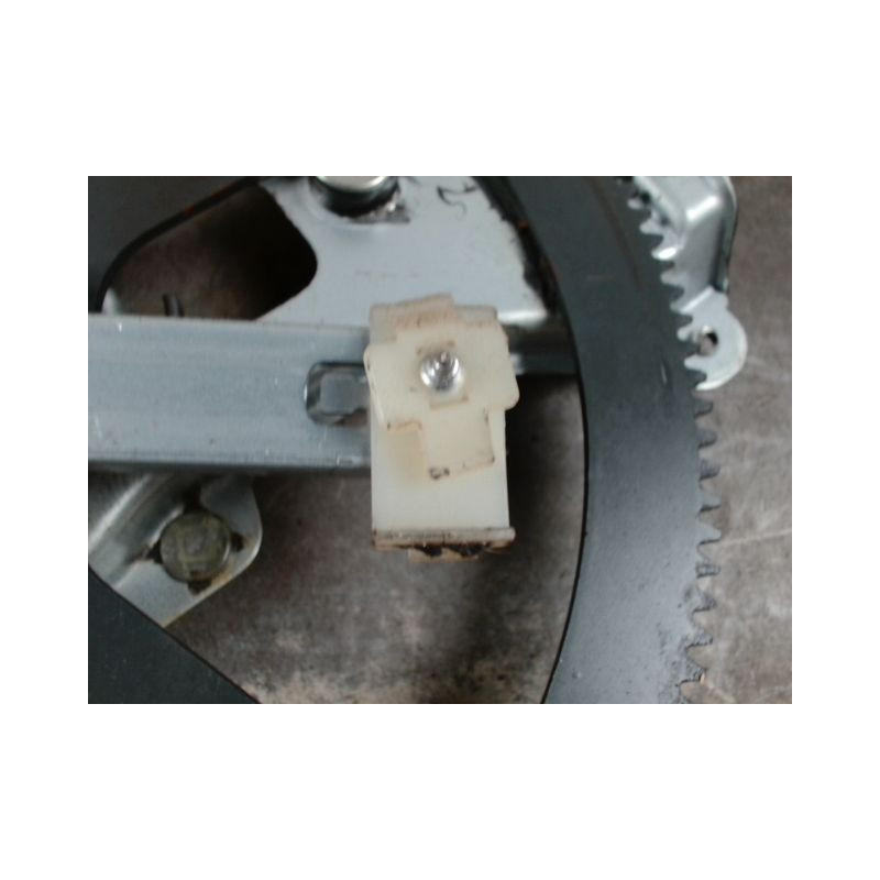 MECANISME+MOTEUR LEVE-GLACE AVANT DROIT CHEVROLET AVEO