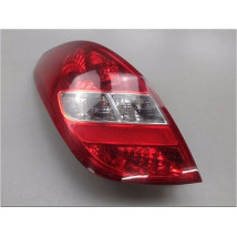 FEU ARRIERE GAUCHE  HYUNDAI I 20 09-12