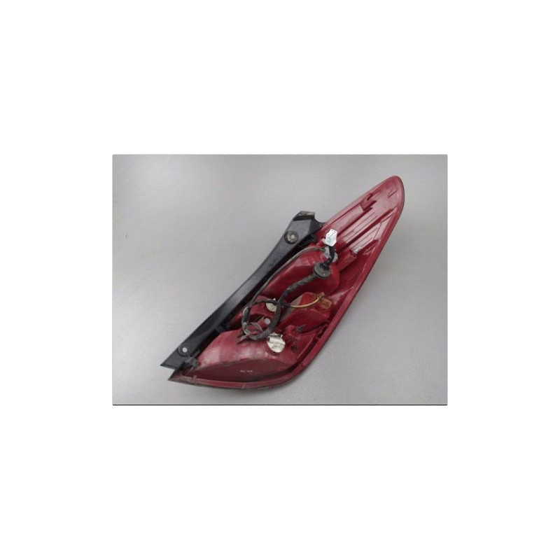 FEU ARRIERE GAUCHE  HYUNDAI I 20 09-12