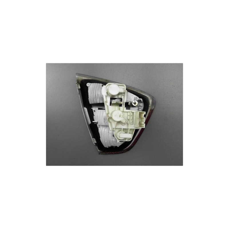 FEU ARRIERE INTERIEUR DROIT BMW SERIE 3 (E90) 05-08