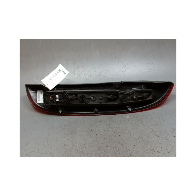 FEU ARRIERE GAUCHE  OPEL CORSA 2000-8.2003