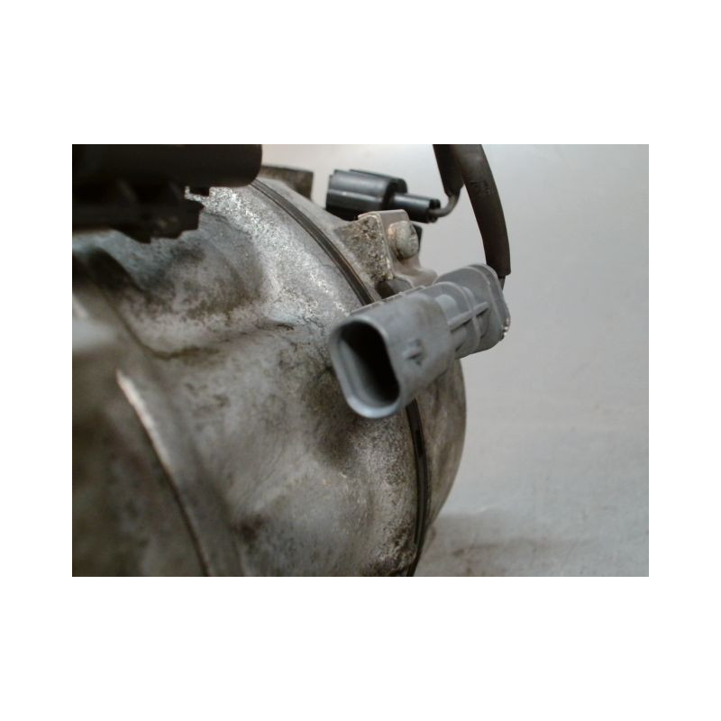 COMPRESSEUR AIR CONDITIONNE OPEL INSIGNIA