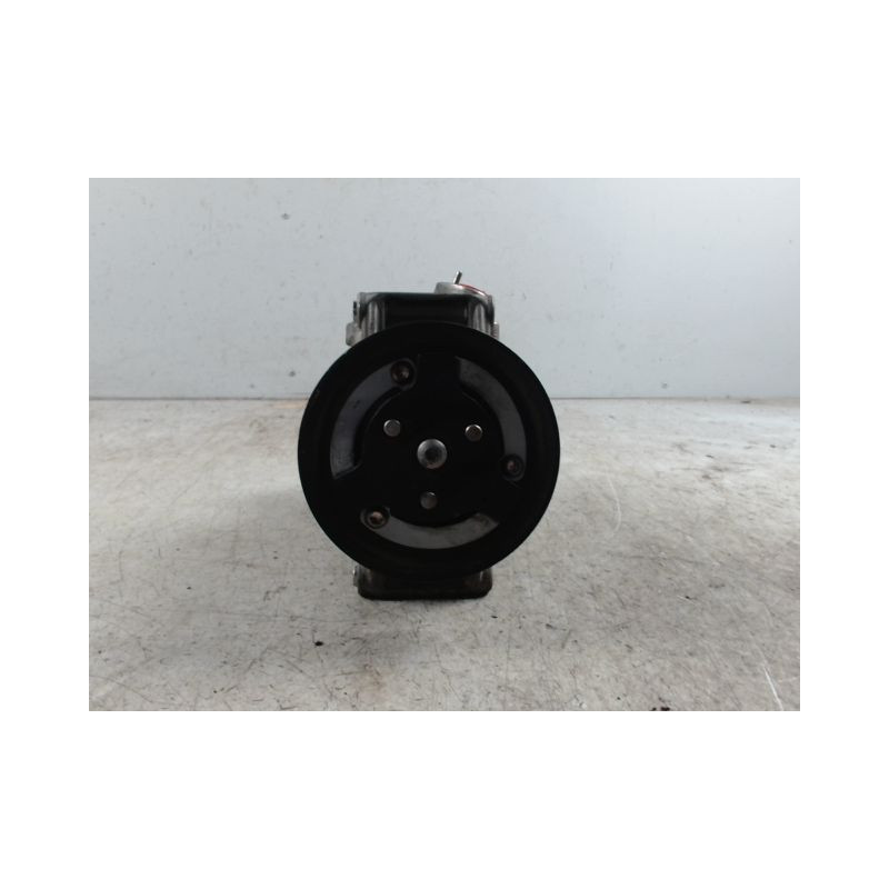 COMPRESSEUR AIR CONDITIONNE VOLKSWAGEN POLO 2005-