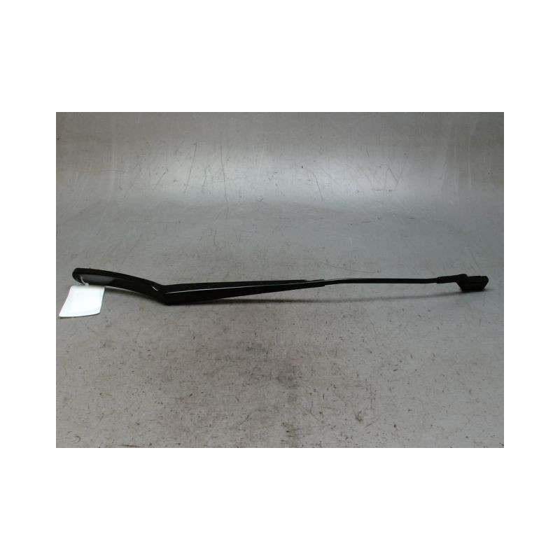 BRAS ESSUIE-GLACE AVANT DROIT FORD FOCUS