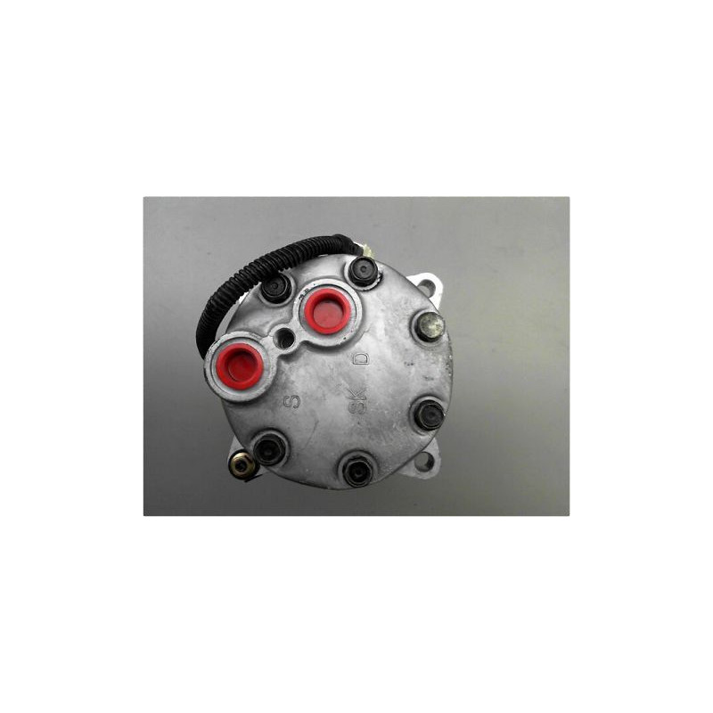 COMPRESSEUR AIR CONDITIONNE PEUGEOT 405 BREAK 92-96