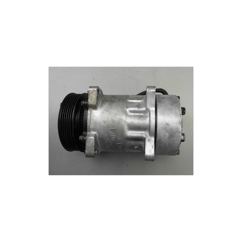COMPRESSEUR AIR CONDITIONNE PEUGEOT 405 BREAK 92-96