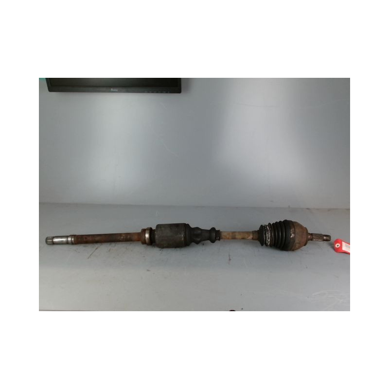TRANSMISSION AVANT DROIT PEUGEOT 205 PHASE 2 Essence 1.4