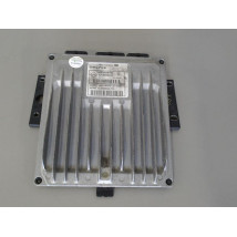 CALCULATEUR MOTEUR RENAULT CLIO