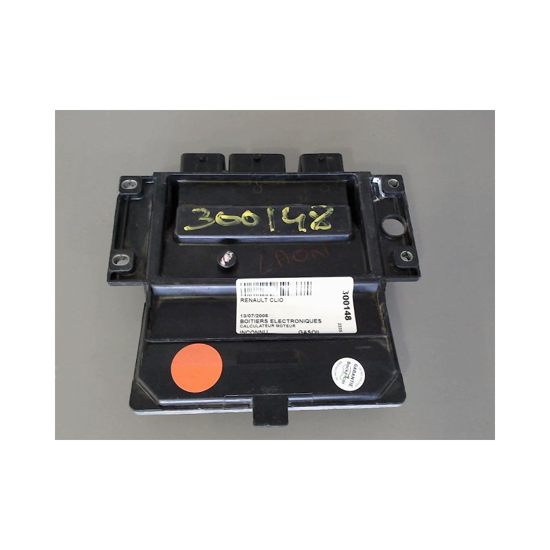 CALCULATEUR MOTEUR RENAULT CLIO