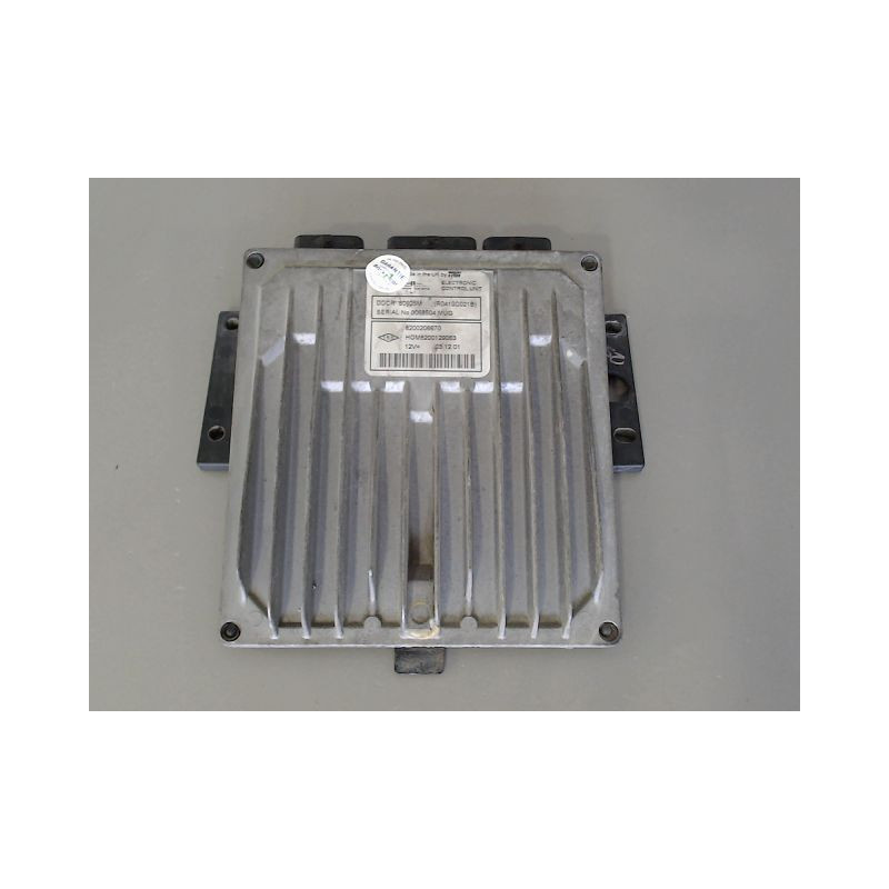 CALCULATEUR MOTEUR RENAULT CLIO