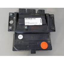 CALCULATEUR MOTEUR RENAULT CLIO