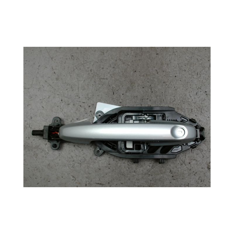 POIGNEE EXTERIEURE PORTE AVANT GAUCHE FORD FOCUS