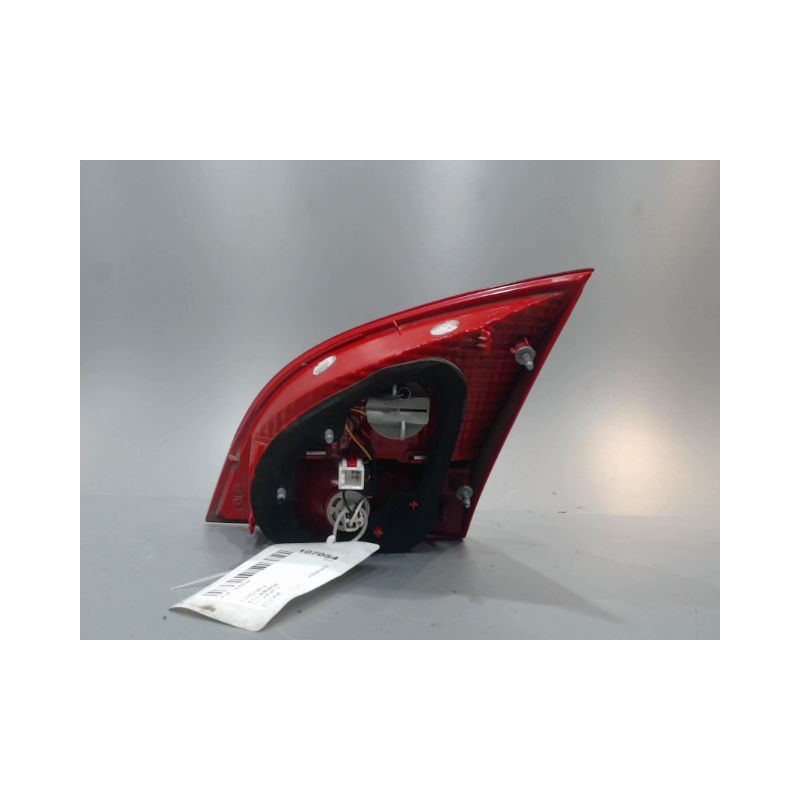 FEU ARRIERE INTERIEUR GAUCHE KIA VENGA