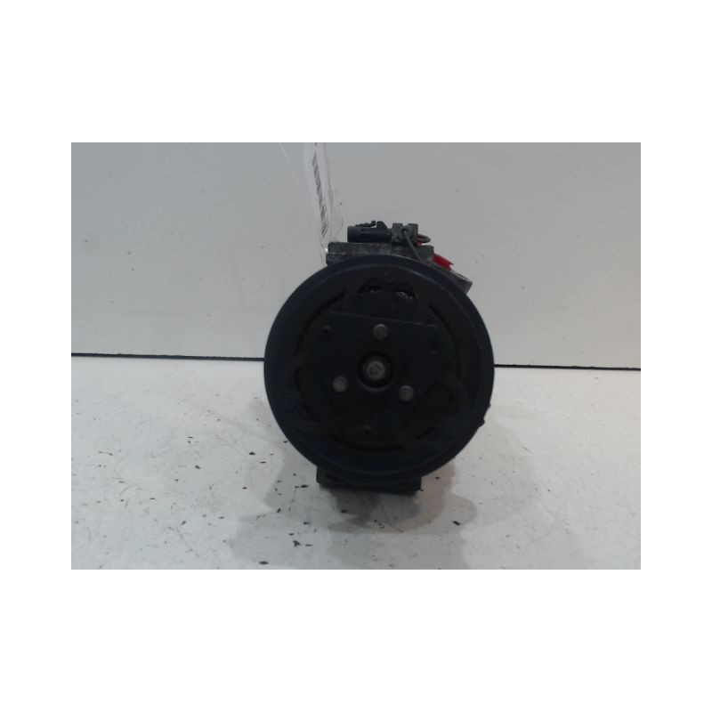 COMPRESSEUR AIR CONDITIONNE OPEL AGILA