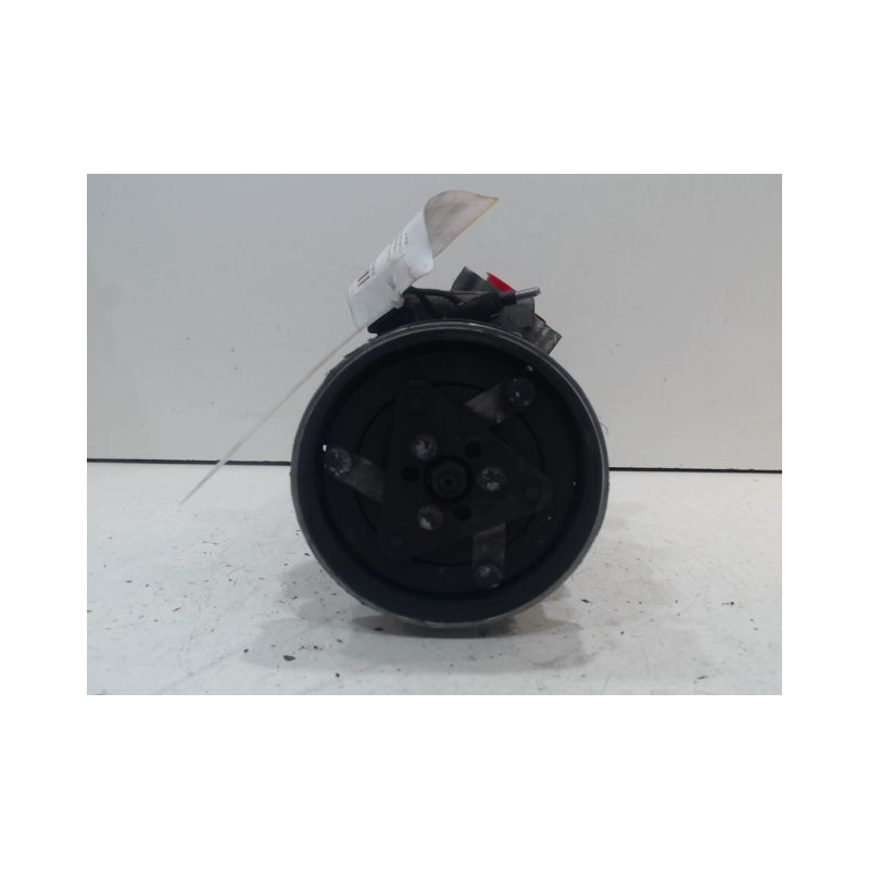 COMPRESSEUR AIR CONDITIONNE RENAULT CLIO