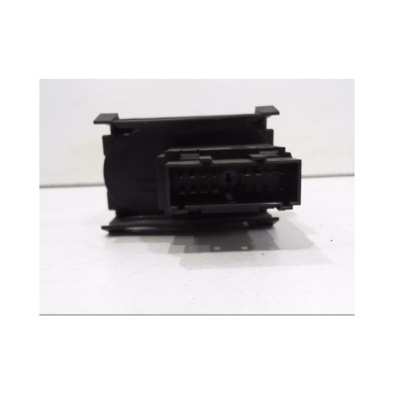 COMMANDE ECLAIRAGE FORD FIESTA