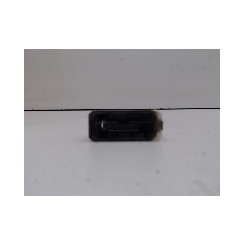 ECLAIREUR PLAQUE DE POLICE GAUCHE FORD FIESTA
