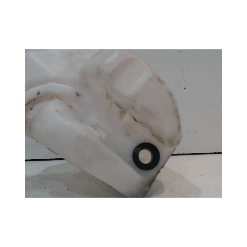 RESERVOIR LAVE-GLACE AVANT PEUGEOT 208