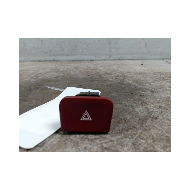 BOUTON DE WARNING CITROEN C4 PICASSO