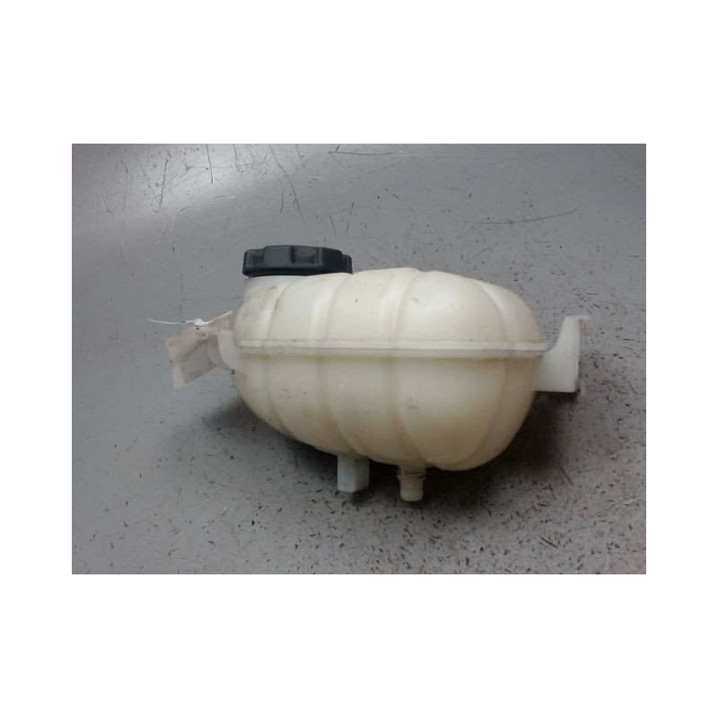 VASE EXPANSION B.M.W. SERIE 4