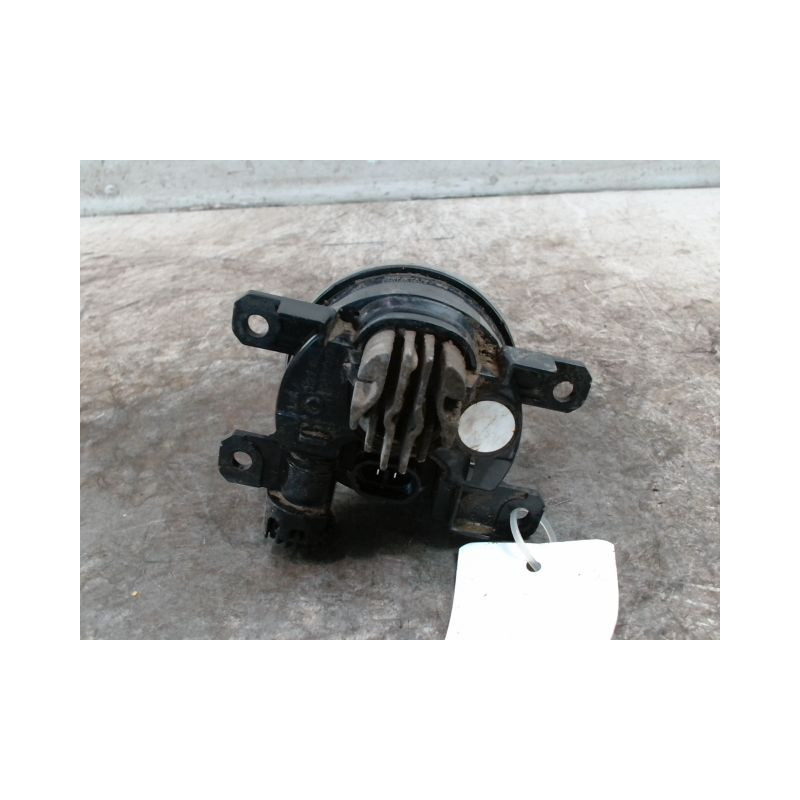 PHARE ANTIBROUILLARD AVANT DROIT PEUGEOT 2008