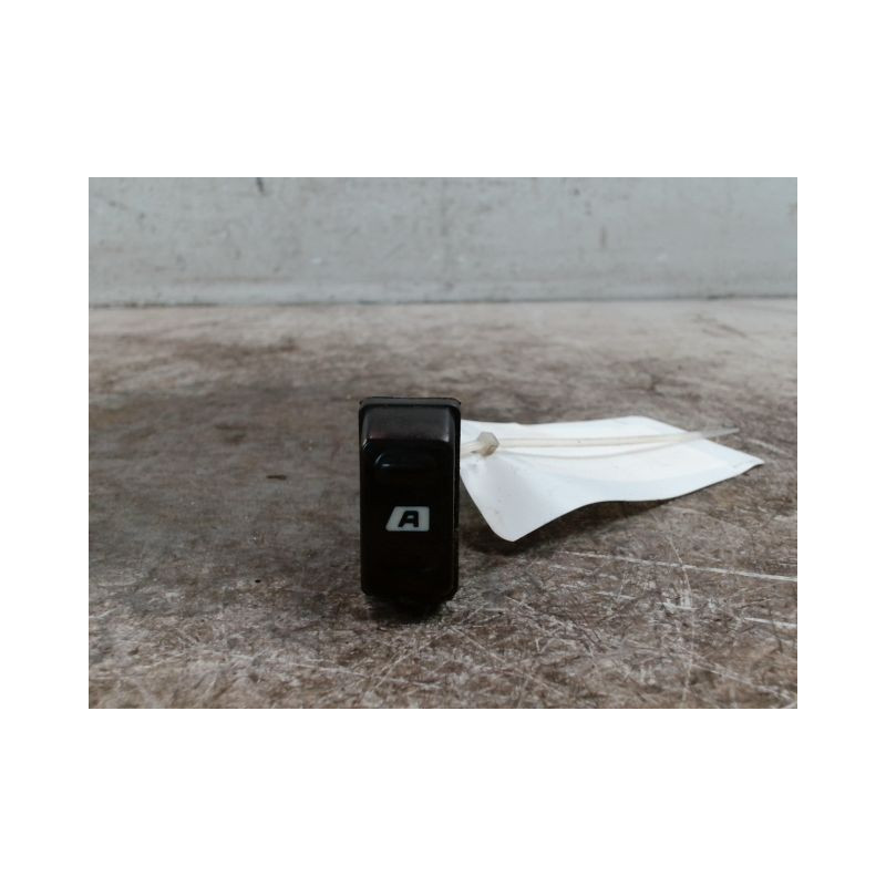 COMMANDE LEVE-GLACE PORTE AVG CITROEN XSARA PICASSO