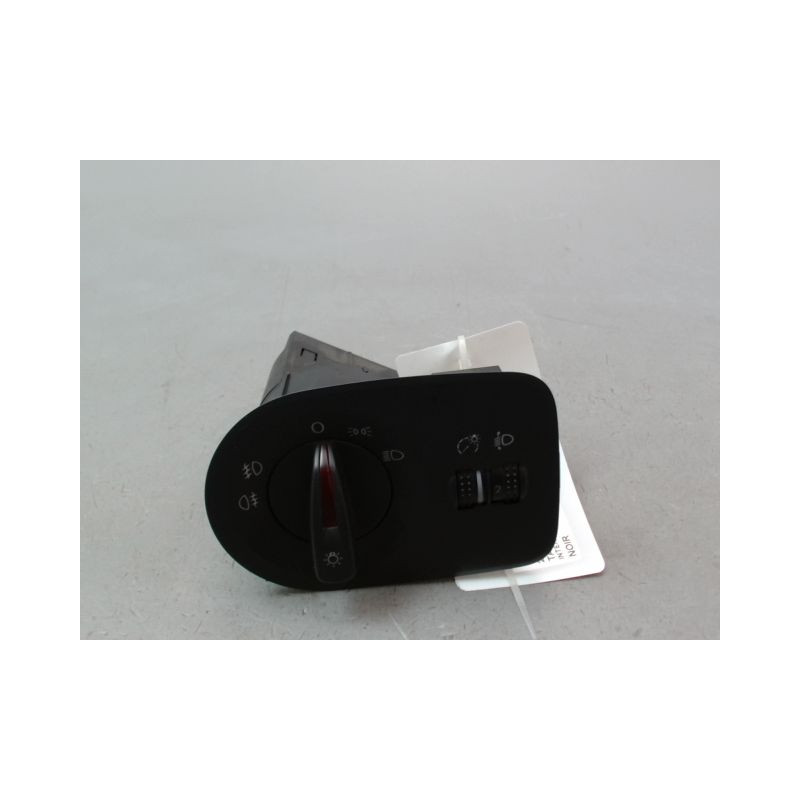 INTERIEUR COMMANDE PHARES SEAT IBIZA IV Phase 2 (6J) 2012-...