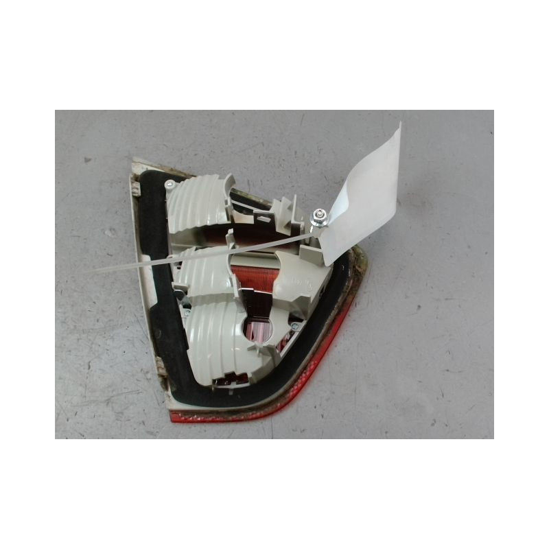 FEU ARRIERE INTERIEUR DROIT BMW SERIE 3 BERL. V Phase 1 (E90) 2005-2008