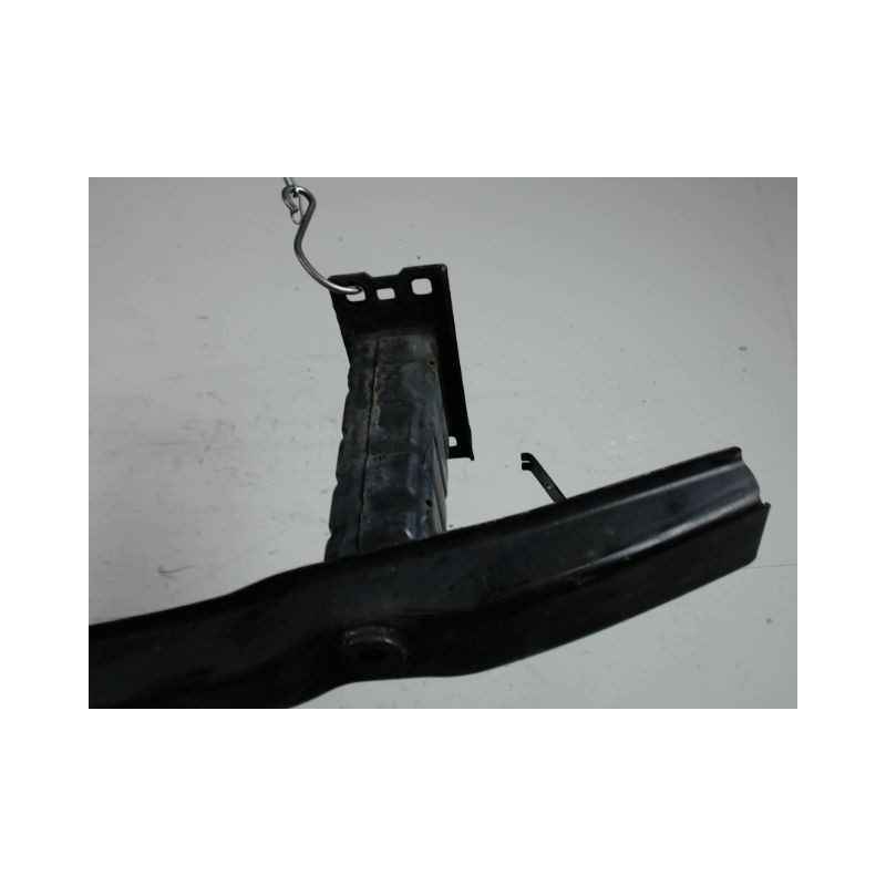RENFORT PARE-CHOC AVANT B.M.W. SERIE 3